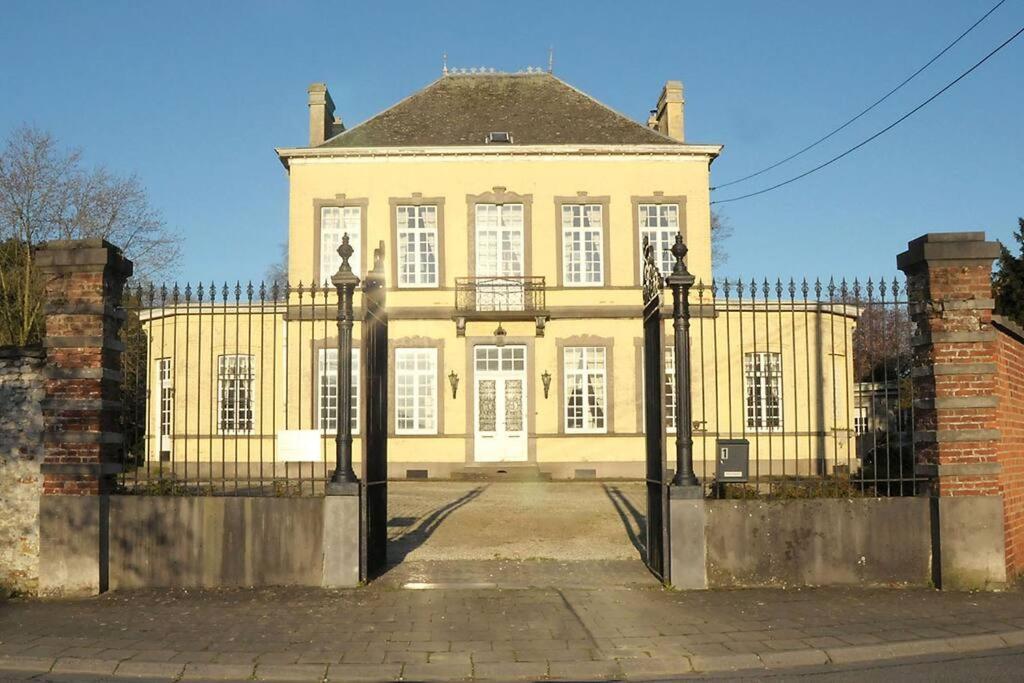 Petit Chateau A La Campagne. Beloeil Екстериор снимка